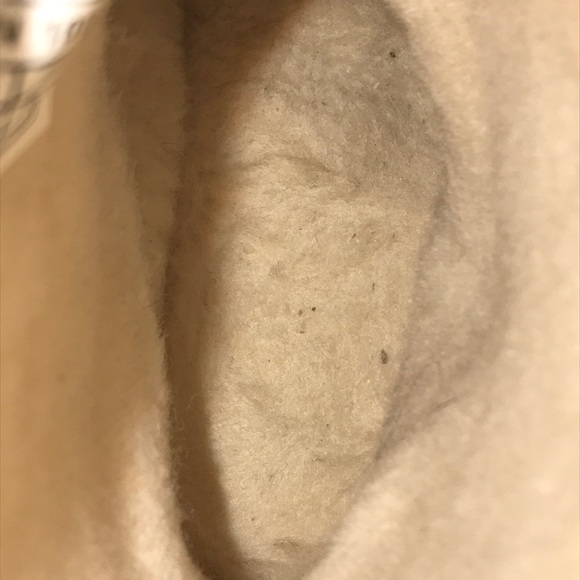 Beautiful⚡️Women’s Uggs - Picture 13 of 15